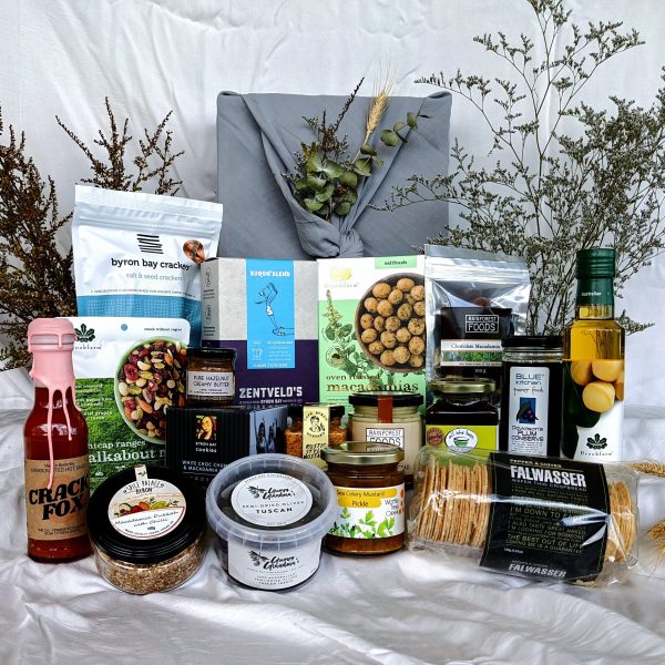 A fine slice of Byron hamper is the perfect gift for lovers of Byron Bay – filled with local gourmet party-starting treats. Cheer up, slow down, chill out – with these amazing local delicacies