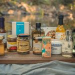 Our ‘Hanging in the hinterland’ Byron Bay hamper is the perfect gift for lovers of Byron Bay – filled with local gourmet snacking treats. Inspired by the chilled-out hinterland hills surrounding Byron Bay.